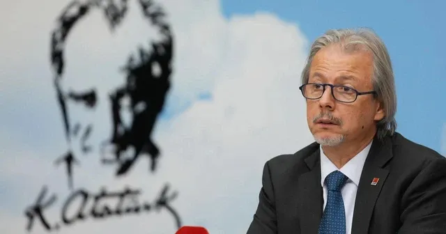 İlhan Uzgel: Putin'in ve Amerika'nın elinde Erdoğan'a ilişkin bilgi ve belgeler var
