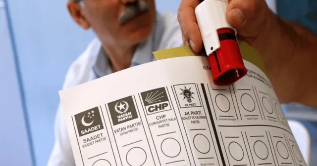 Son seçim anketinden sonuçlar; kararsızlar ve "oy kullanmayacağım" diyenlerin sayısı artıyor