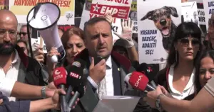 Ankara Barosu, AYM önündeki yaşam nöbetine destek verdi