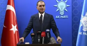 Ömer Çelik: Teğmenlerin Atatürk'ü anması kadar doğal bir şey yok