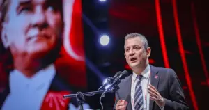 Özgür Özel, 2025'in Kasım ayı için erken seçim çağrısı yaptı