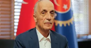 Türk-İş Genel Başkanı Ergün Atalay, Şeker-İş Sendikası'nın sempozyumuna katıldı