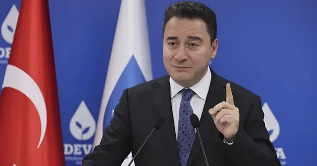 Ali Babacan: "Yargıyı araç olarak kullanmaktan vazgeçin"