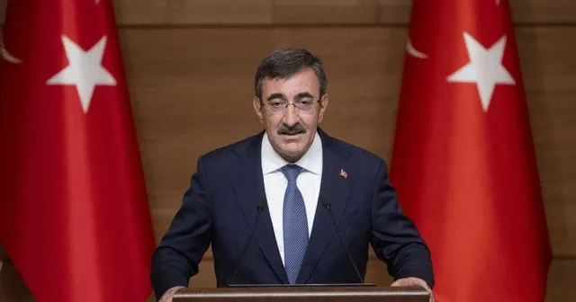 Cumhurbaşkanı Yardımcısı Cevdet Yılmaz, kredi kartları düzenlemesi için açıklama yaptı