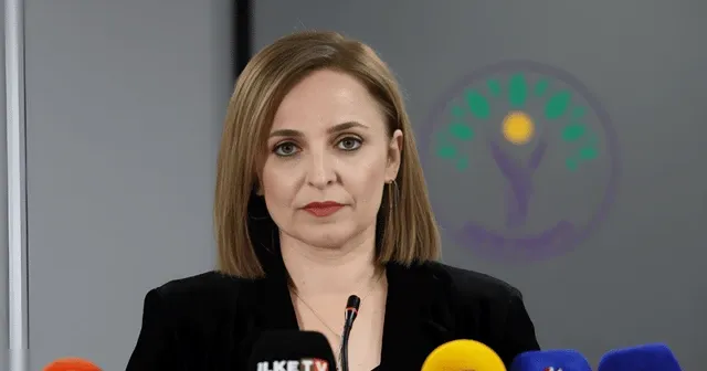 DEM Parti'den Özer'in gözaltı kararına tepki: Tesadüf değil