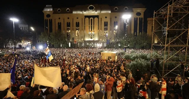 Gürcistan'da seçim protestosu