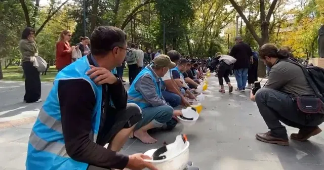 Meclis'e yürümek isteyen Fernas işçilerine polis engeli