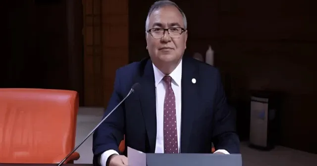 Süleyman Bülbül depreme dayanıksız okulda eğitimin sürmesine tepki gösterdi