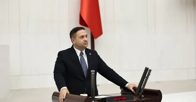 Umut Akdoğan, Kızılay'ın araç ihalesini eleştirdi: 5 milyona alınabilen araçları 12-13 milyona getiriyorlar