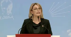 Asu Kaya'dan iktidara: "İstanbul Sözleşmesi'ne geri dönün, 6284'ü hedef almayın, uygulayın."
