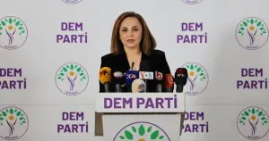 Ayşegül Doğan'dan "Bahçeli ile tokalaşma" açıklaması: Müzakere kanallarımız açık