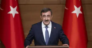Cumhurbaşkanı Yardımcısı Cevdet Yılmaz, kredi kartları düzenlemesi için açıklama yaptı