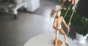 Manipülasyon ve yakın ilişkiler