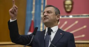 Özgür Özel'den İmamoğlu davasına ilişkin açıklama: Mesele Türk milletine seçme yasağı getirmek