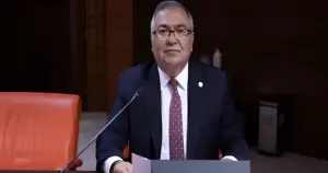Süleyman Bülbül depreme dayanıksız okulda eğitimin sürmesine tepki gösterdi