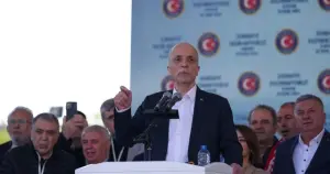 Türk-İş'ten 'geçinemiyoruz' mitingi