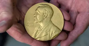 Türkiye’den kimse Nobel filan alamaz