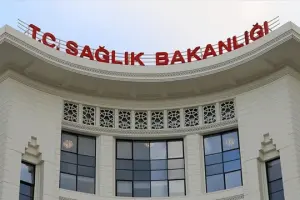‘Yenidoğan çetesi’ skandalı sonrası Sağlık Bakanlığı'nda görevden alma