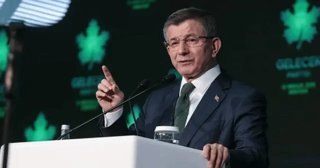 Ahmet Davutoğlu, teğmenlerin ihraç istemine destek verdi