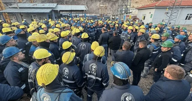 Ankara’da 500 madenci özelleştirmeye karşı kendilerini madene kapattı