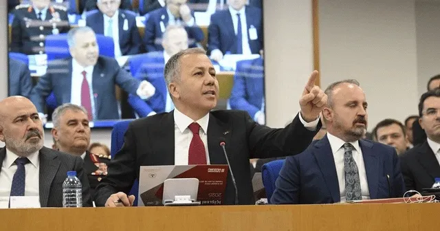 Bakan Yerlikaya, Meclis'te yaşanan kayyum arbedesi sonrası açıklama yaptı