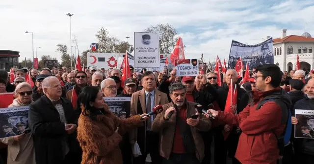 Emekli askerler teğmenlerin ihraç istemine tepki gösterdi