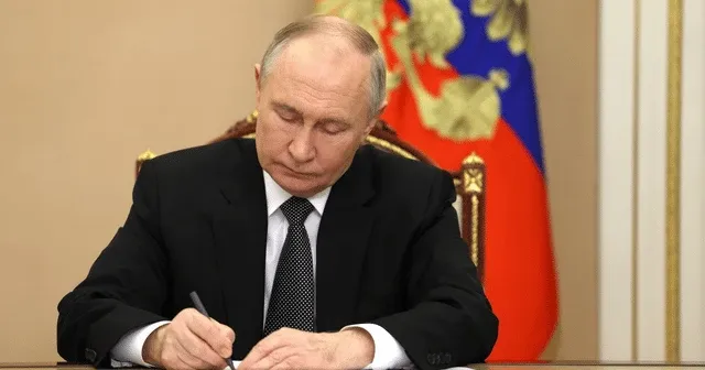 Putin onayladı: Balistik füze saldırılarına nükleer silahla yanıt verilecek