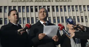 CHP, Milli Eğitim Bakanı Tekin hakkında suç duyurusunda bulundu