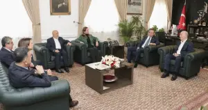 CHP, Sendika başkanları ile görüştü, gündem "asgari ücret"