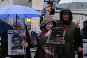 Cumartesi Anneleri gözaltında kaybedilen Hayrettin Eren’in akıbetini sordu