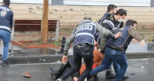 EGM, kayyum protestolarında 140 kişi gözaltına alındığını duyurdu
