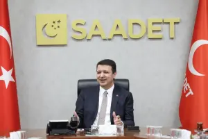 Saadet Başkanı Arıkan, Erdoğan’ı konuşması sırasında protesto ettikleri için gözaltına alınanlara hukuki destek sağlayacaklarını duyurdu