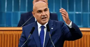 Turhan Çömez, İzmir'den İsrail'e giden geminin rota bilgilerini paylaştı