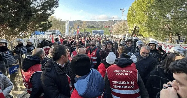 Ankara'ya yürümek isteyen Polonez işçilerine polis müdahale etti