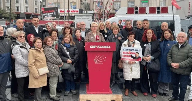 Sanatçı, yazar ve gazetecilerden CHP'nin Esenyurt nöbetine ziyaret: "Kayyıma rızamız yok, itirazımız var!"