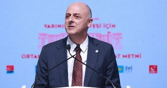 Ümit Özlale, CHP'ye katılıyor