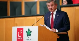 Ahmet Davutoğlu: "Şimdi diplomasi vaktidir"