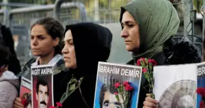Cumartesi Anneleri İbrahim Demir ve Agit Akipa’nın akıbetini sordu