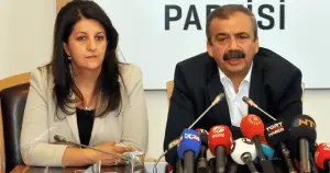 DEM Parti heyeti İmralı görüşmesi sonrası Öcalan'ın mesajını paylaştı