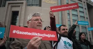 Dicle Fırat Gazeteciler Derneği: Kasım'da 3 gazeteci tutuklandı, 21 gazeteci gözaltına alındı