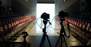 Kimlik, politika ve medya