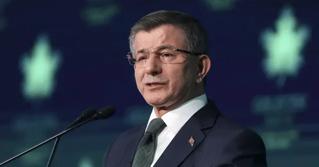 Ahmet Davutoğlu'ndan, Bakan Ersoy ve Tanju Özcan'a istifa çağrısı