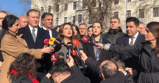 CHP, DEM Parti ve Yeni Yol Grubu'ndan İçişleri Bakanlığı önünde ‘kayyum’ protestosu