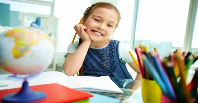 Çocuklarda erken yaşta yaratıcı yazma ve hikaye anlatımı