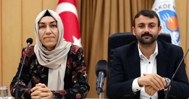 DEM Partili Akdeniz Belediyesi Eş Başkanları tutuklandı