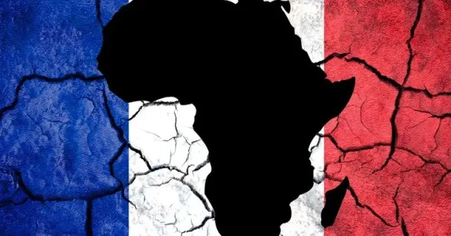 Fransa vs. Batı Afrika