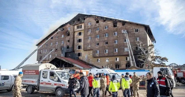 Özgür Özel, Bolu’da yanan otelin bilirkişi raporunu paylaştı