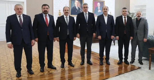 Sağlık-Sen, sağlık çalışanlarının taleplerini Sağlık Bakanı Memişoğlu’na iletti