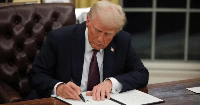Trump’tan AB ülkeleriyle Meksika ve Kanada'ya yüksek gümrük vergisi tehdidi