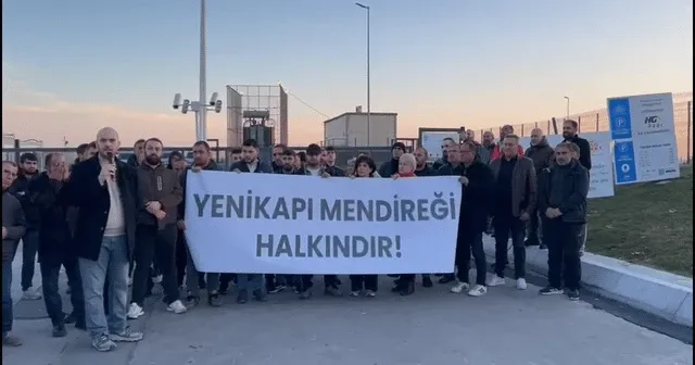Yenikapı Mendireği kapatılınca denizciler isyan etti: "Deniz ürünlerinde zamma yol açacak"